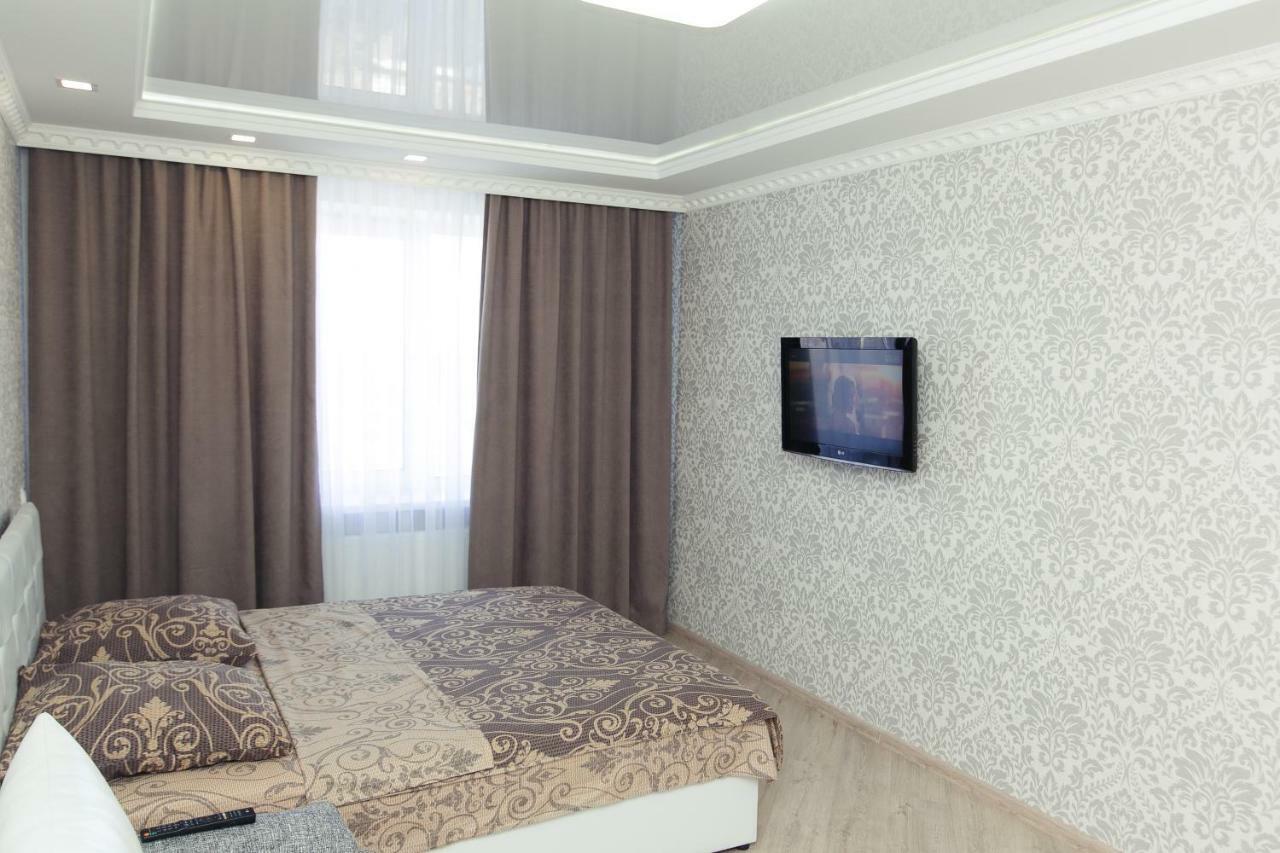 Luxury Apart-Hotel On Kondrateva Street Soumy Extérieur photo